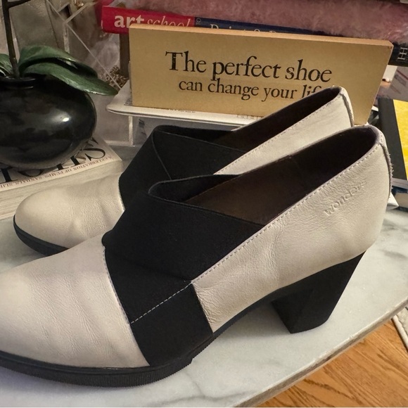 Wonders Black and white Leather Block Heel Shoes - Picture 7 of 12
